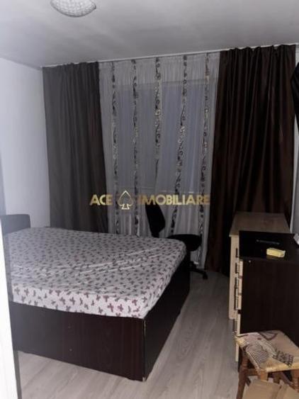Apartament cu 3 camere decomandat, mobilat în Berceni