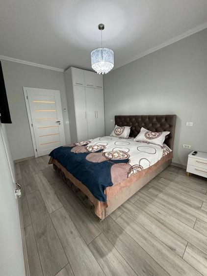 Apartament cu 2 camere decomandat în Torontalului