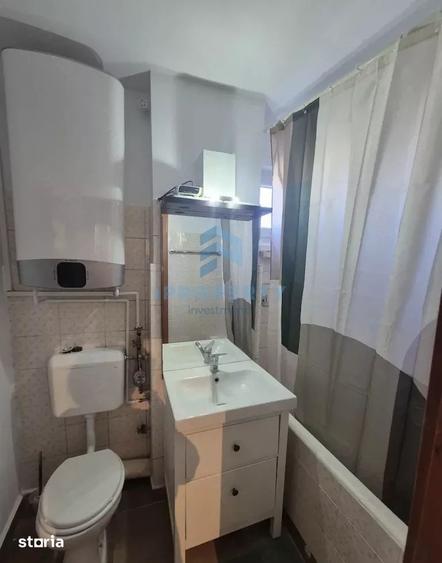 Apartament cu 2 camere decomandat în Tei