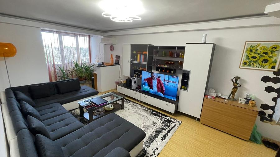 Apartament cu 2 camere în Drumul Taberei