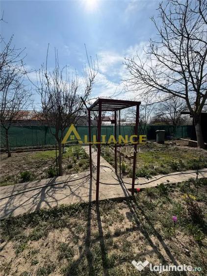 Casă cu 5 camere cu Teren 754 Mp în Viilor