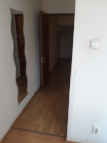 Sarari/STUDIO cu scara interioara la mansarda /centrala/44 mp/ - 6