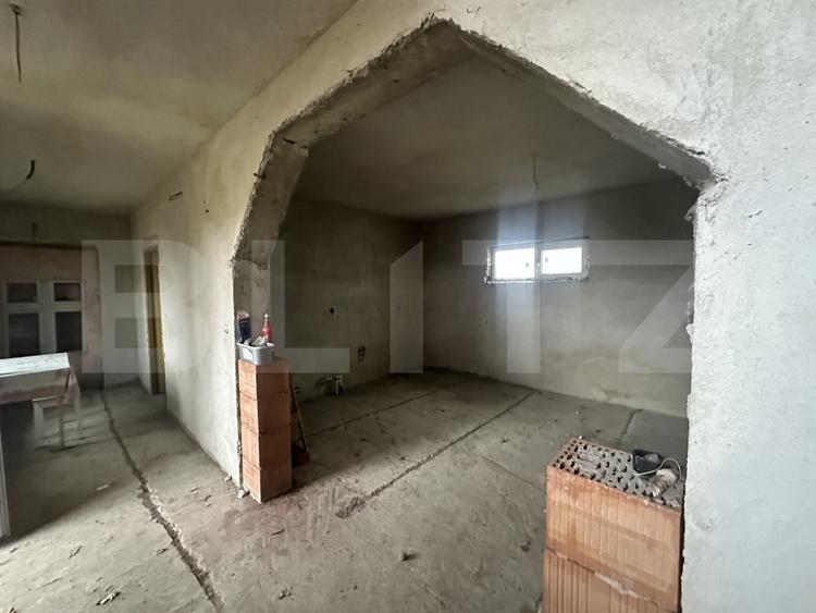 Casă individuală cu 3 camere cu Teren 2967 Mp în Doba