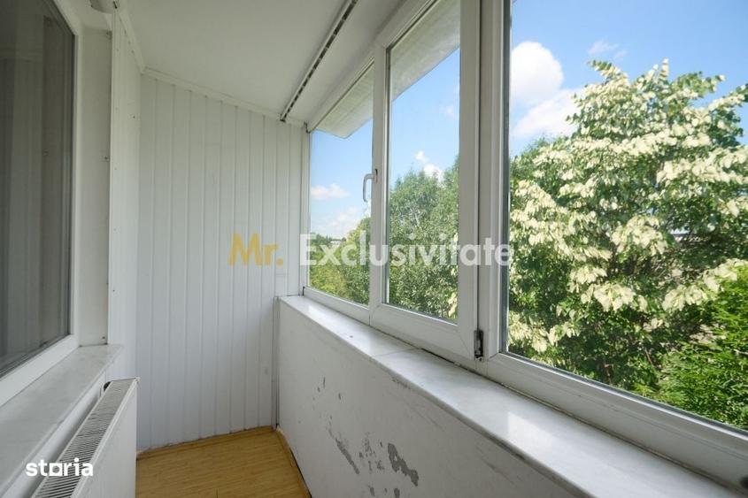 Apartament cu 4 camere decomandat în Craiovei