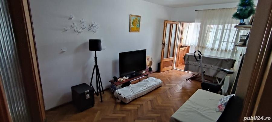 Casă cu 5 camere cu Teren 80 Mp în Orșova