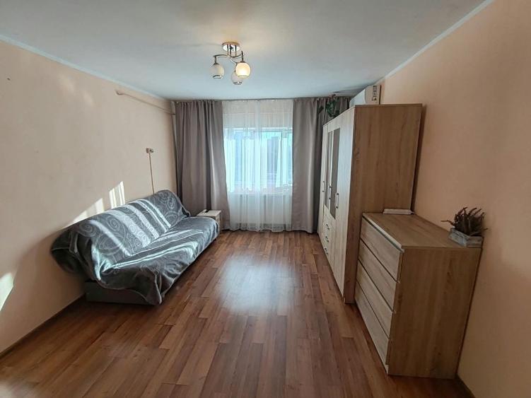 Garsonieră decomandată în Nicolina