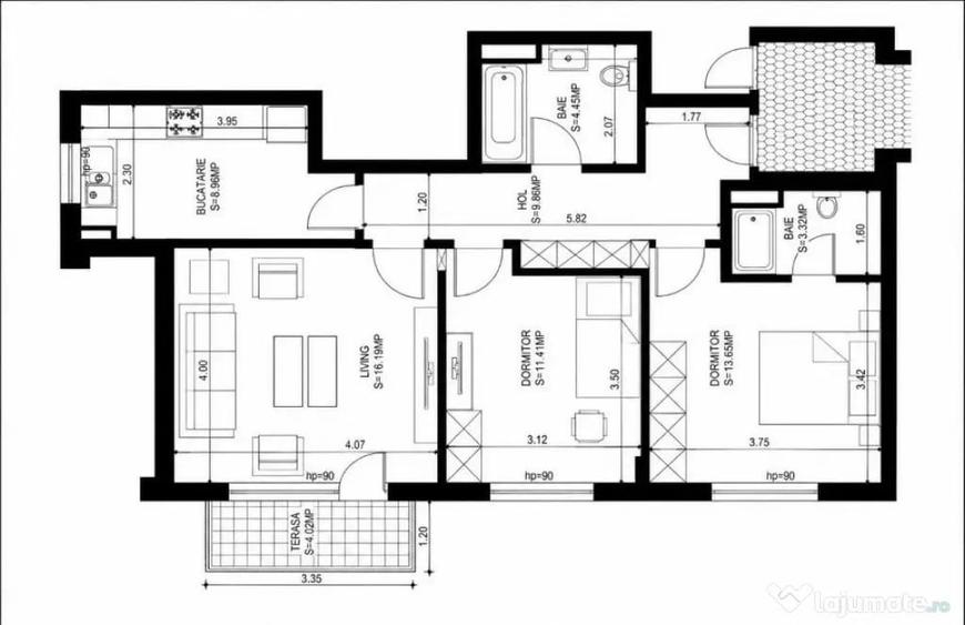 Apartament cu 3 camere decomandat în Tractorul