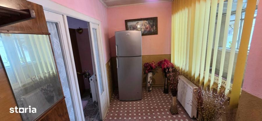 Casă cu 3 camere cu Teren 213 Mp în Alexandriei
