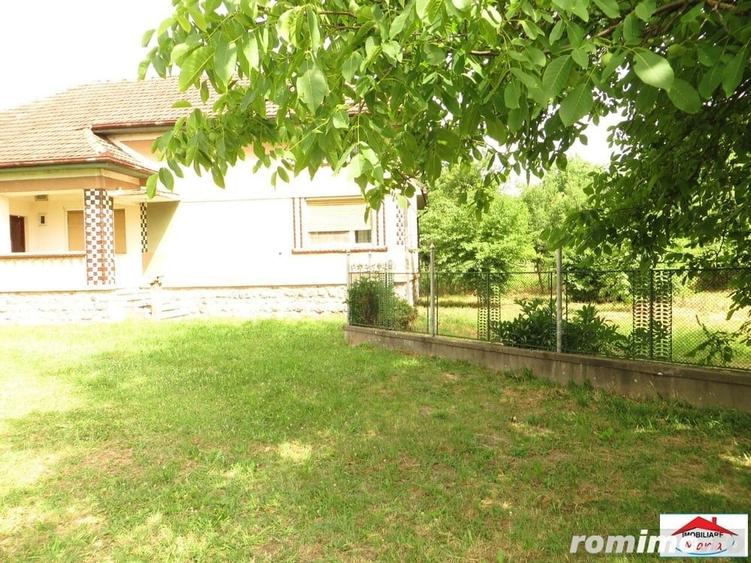 Casă cu 4 camere cu Teren 43000 Mp în Livada
