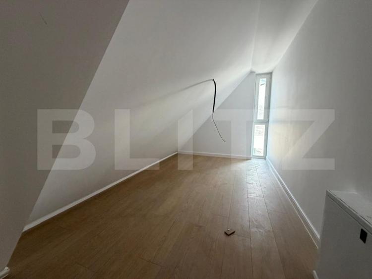 Duplex cu 4 camere cu Teren 120 Mp în Florești