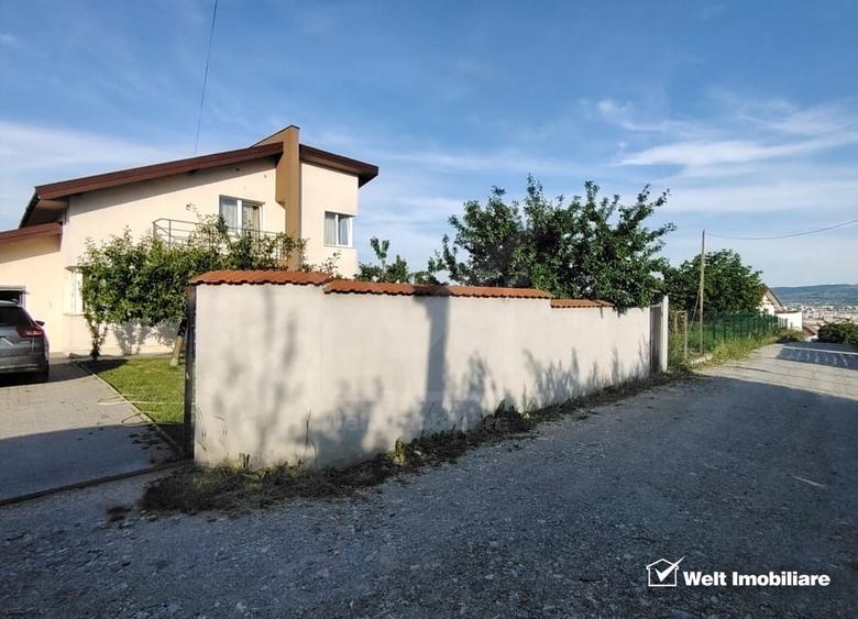 Casă individuală cu 5 camere cu Canalizare în Iris