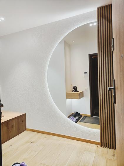 Apartament cu 2 camere decomandat în Central