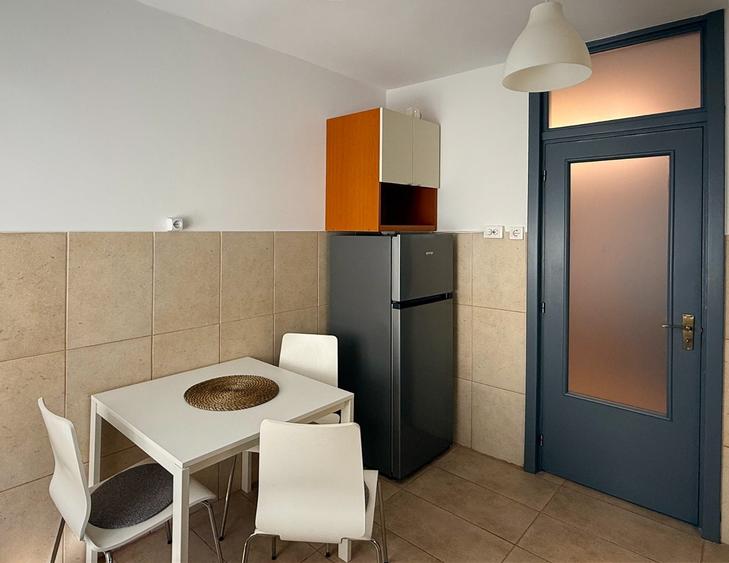 Apartament cu 2 camere decomandat în Colentina
