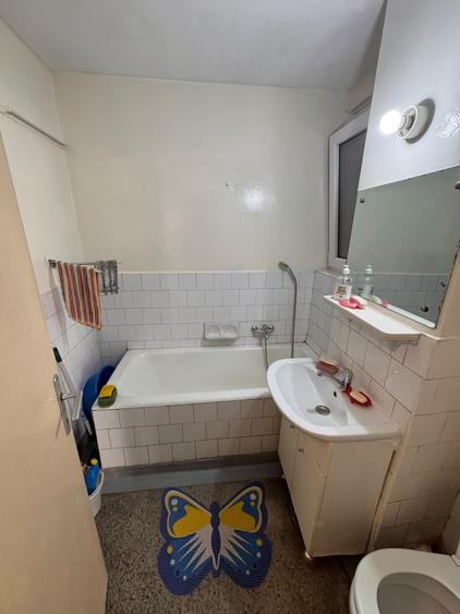 Apartament cu 2 camere decomandat în Eroii Revoluției