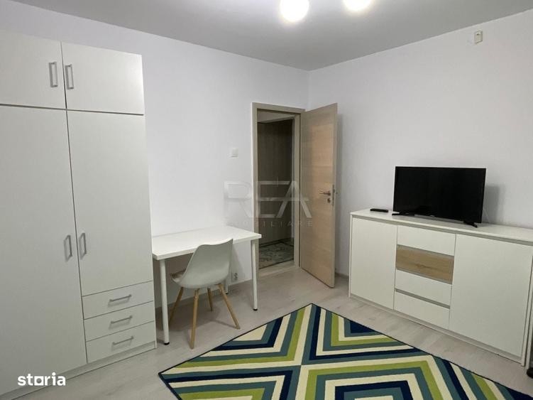 Apartament cu 3 camere decomandat în Sebastian