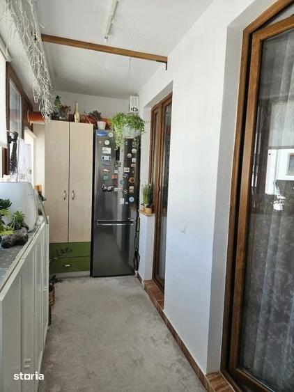 Apartament cu 5 camere decomandat în Dristor