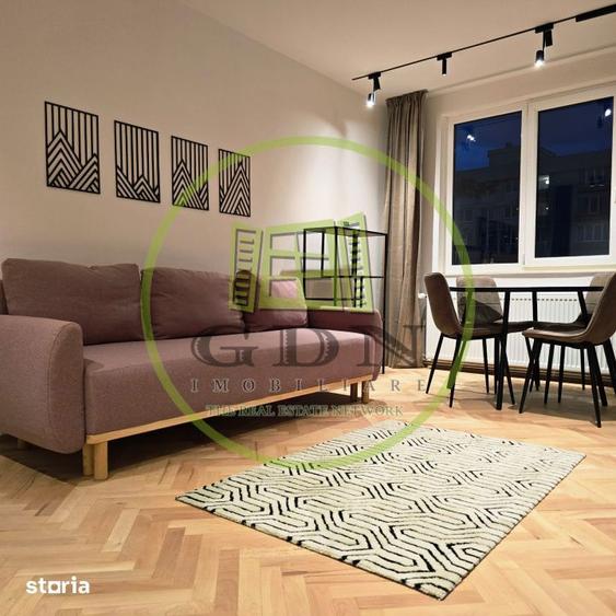 Apartament cu 3 camere, mobilat în Centrul Civic