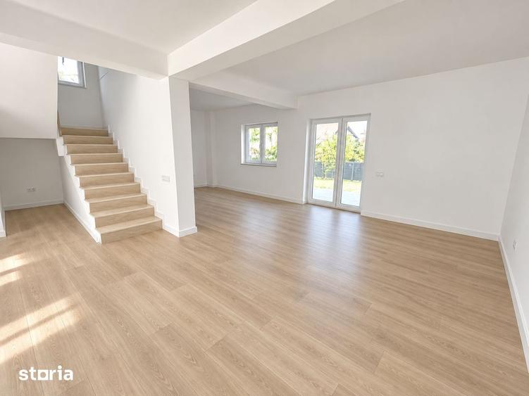 Casă cu 4 camere cu Teren 400 Mp în Domnești