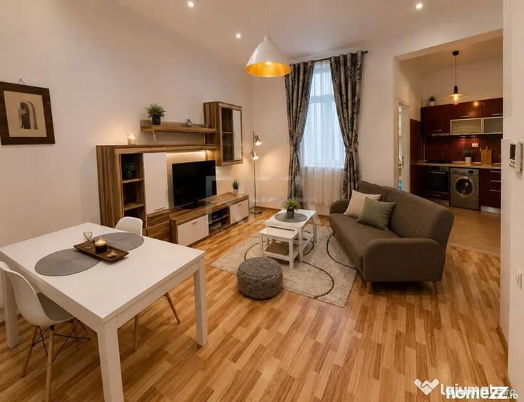 Apartament cu 3 camere semidecomandat în Vitan
