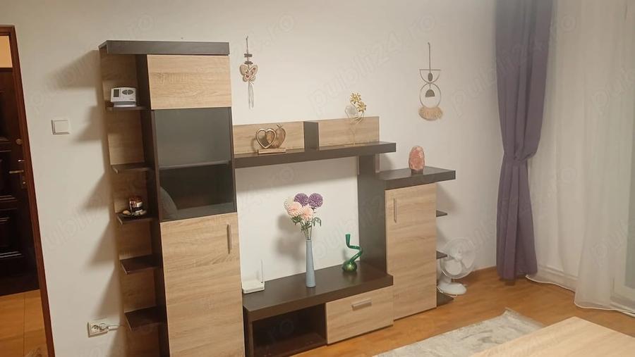 Apartament cu 2 camere semidecomandat în Griviței