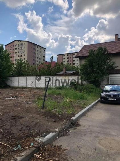 Teren construcție, în Nord-Est
