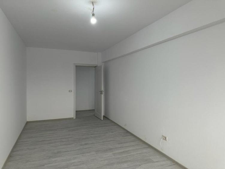 Apartament cu 3 camere decomandat în Popas Păcurari