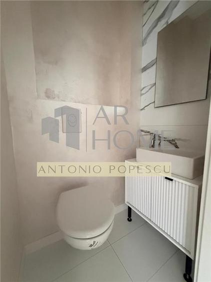 Apartament cu 3 camere decomandat în Cantacuzino