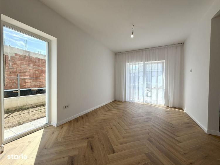 Casă cu 4 camere decomandat cu Teren 226 Mp în Bucium