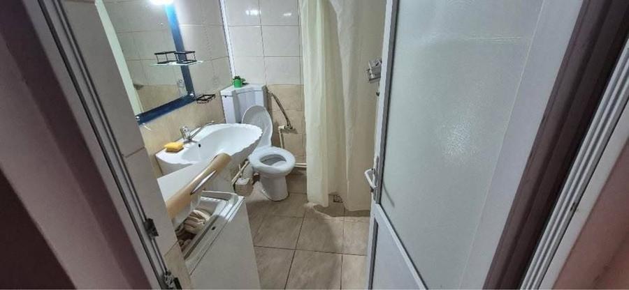 Casă cu 2 camere în Central