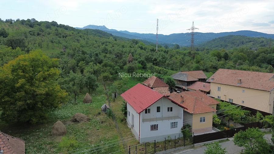 Casa Zona Salatrucel Valcea