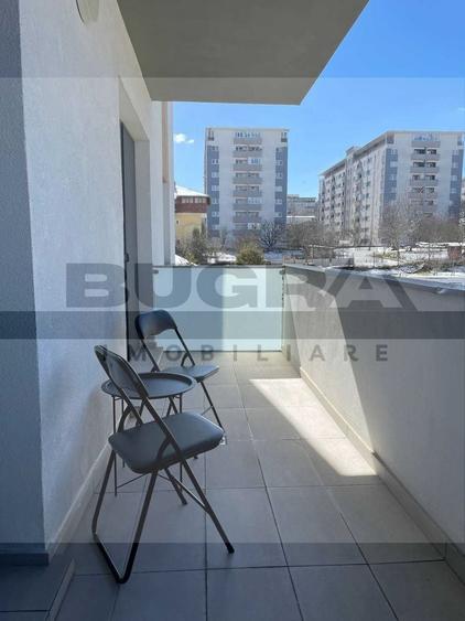 Apartament cu 3 camere semidecomandat, mobilat în Calea Turzii