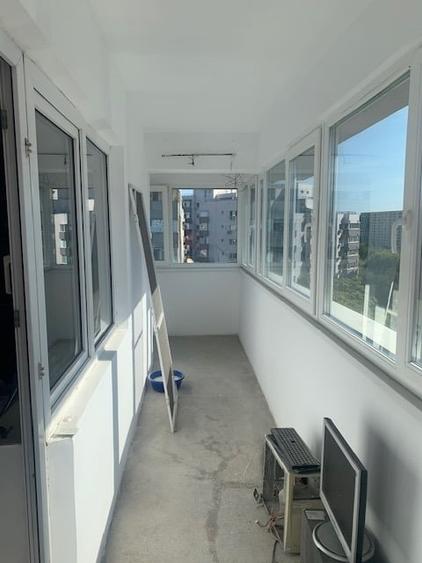 Apartament cu 4 camere decomandat în Lujerului