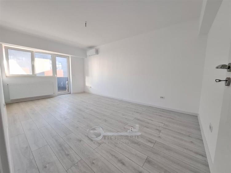 Garsonieră decomandată în Galata
