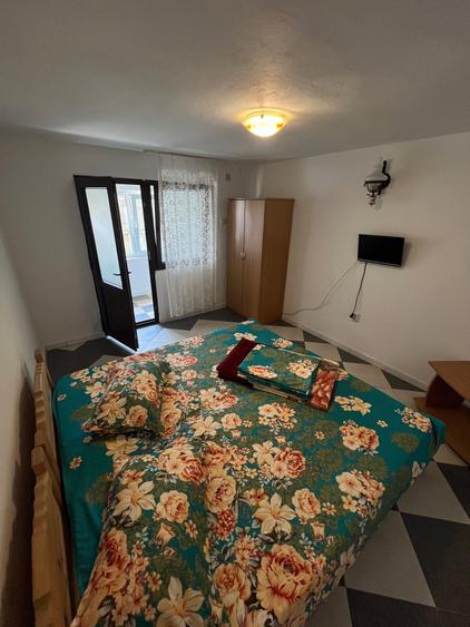 Casă cu 3 camere în Schitu