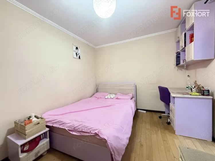 Apartament cu 4 camere semidecomandat, mobilat în Bucovina