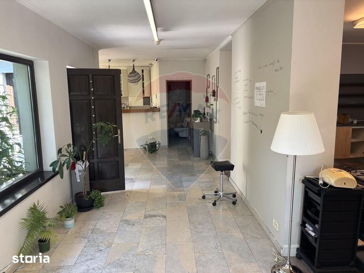 Spațiu comercial, de 130 mp, în Andrei Mureșanu
