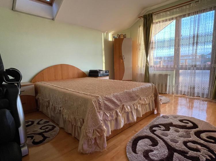 Casă individuală cu 3 camere cu Teren 300 Mp în Central