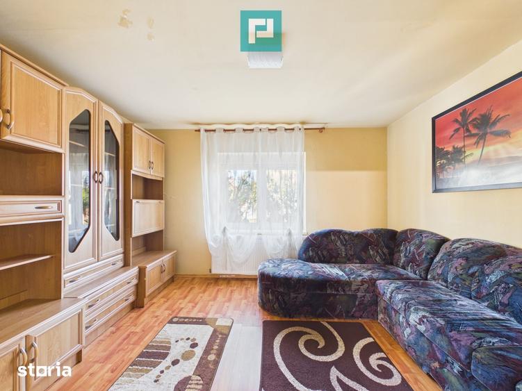 Casă cu 5 camere cu Teren 1430 Mp în Șiria