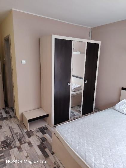 Apartament cu 2 camere semidecomandat, mobilat în Drumul Taberei