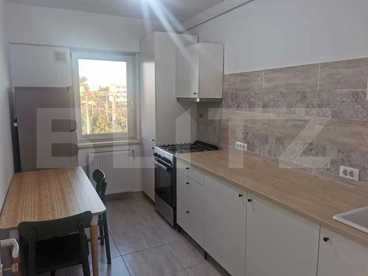 Garsonieră decomandată, mobilată în Galata