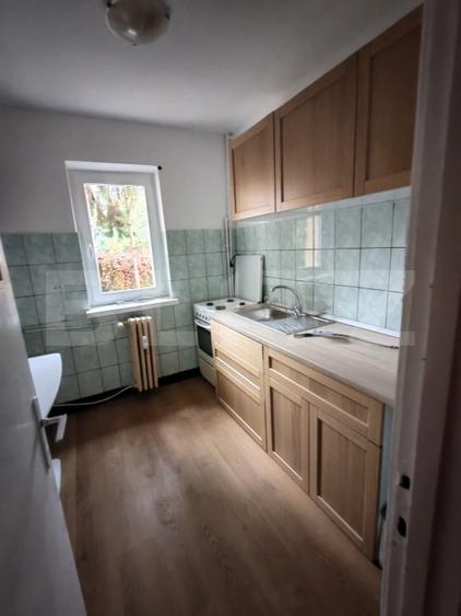 Apartament cu 2 camere semidecomandat, mobilat în Central