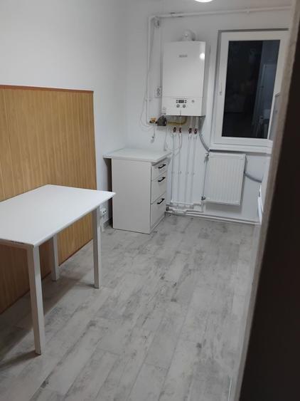 Chirie apartament 2 camere - 1