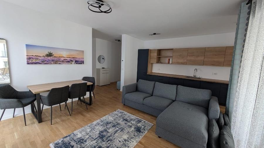 Apartament cu 3 camere decomandat, mobilat în Circumvalațiunii