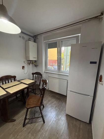 Apartament cu 2 camere decomandat, mobilat în Elisabetin