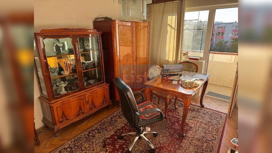 Apartament cu 3 camere decomandat, mobilat în Mănăștur