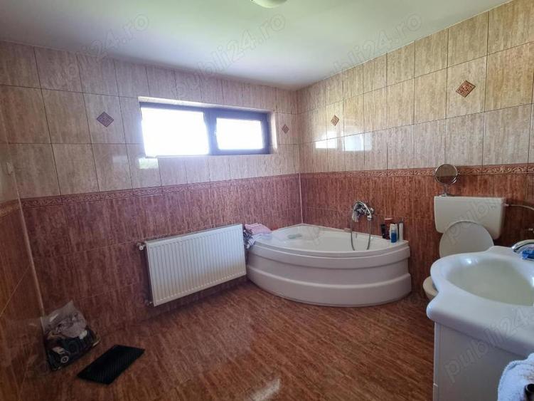 Vanzare casa p+1 - 1