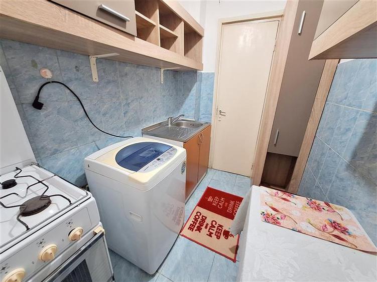 Apartament cu 2 camere semidecomandat în Narcisa