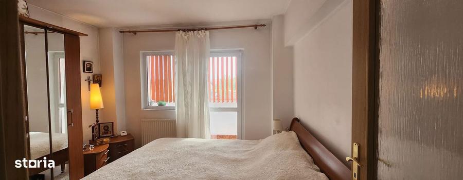 Apartament cu 2 camere decomandat, mobilat în Florilor