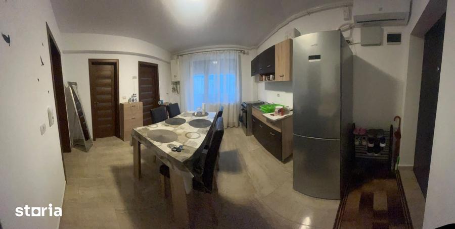 Apartament cu 3 camere în Confecții