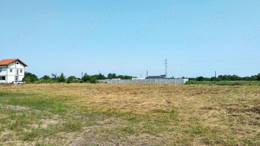 Teren de 3250 mp, în Kuncz
